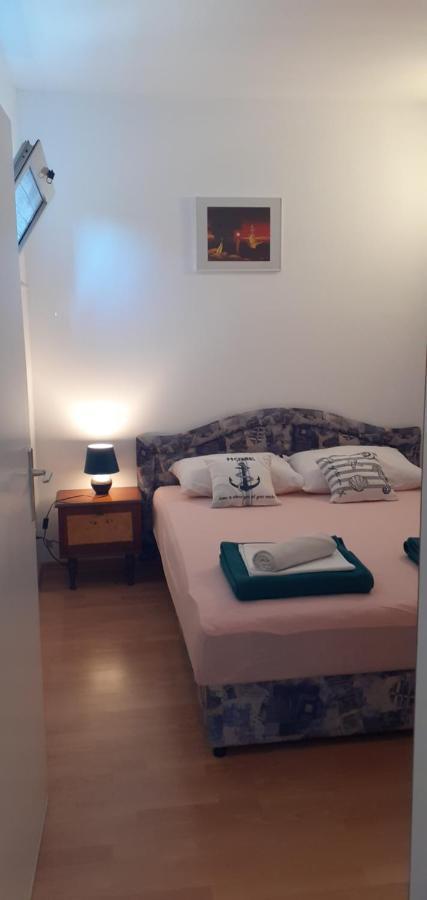 Villa Palfi Jezera Ngoại thất bức ảnh