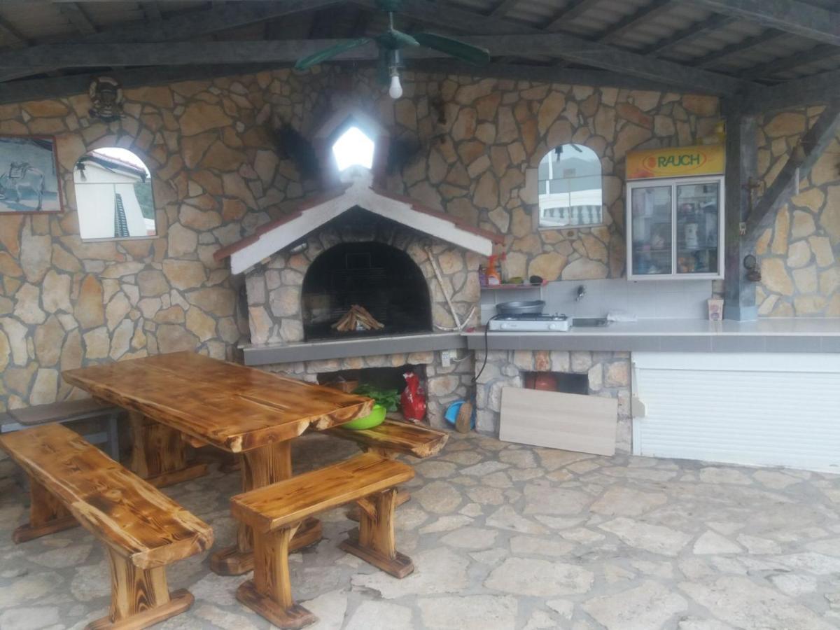 Villa Palfi Jezera Ngoại thất bức ảnh